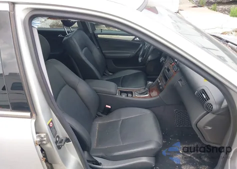 2001 Mercedes-Benz C 240 from USA, damaged, VIN WDBRF61J81F074604